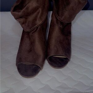 Elegant green/brown Women's open toe booties